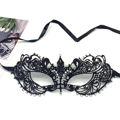 Elegant Lace Masquerade Mask – Vintage Venetian Eye Mask for Halloween & Costume Parties