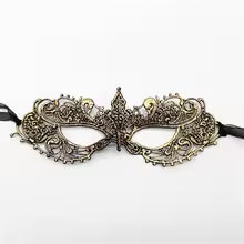 Elegant Lace Masquerade Mask – Vintage Venetian Eye Mask for Halloween & Costume Parties