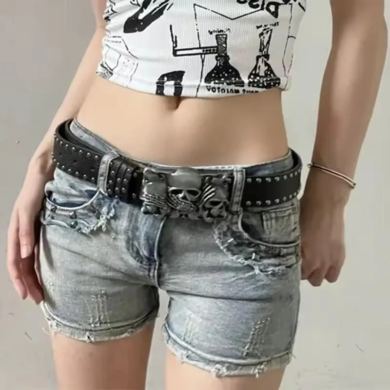 Gothic Skull Punk Belt for Men & Women – Black Rivet Leather Waist Belt