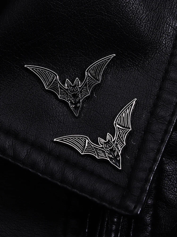 2PCS Gothic Bat Enamel Pins – Black Punk Halloween Brooch Set